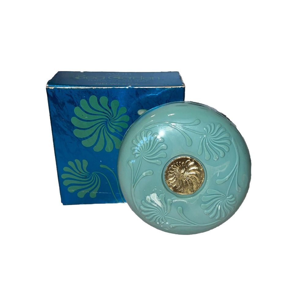 Vintage Avon Sea Garden Perfumed‎ Bath Soap 6 oz SEALED Light Box Wear Floral